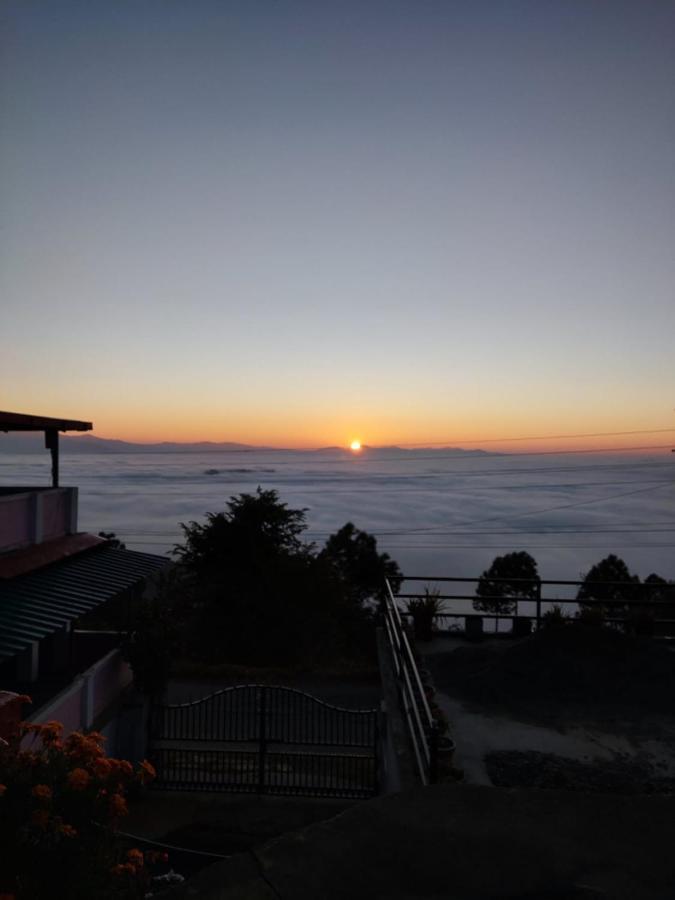 The Heavens Apartment Almora Exterior photo